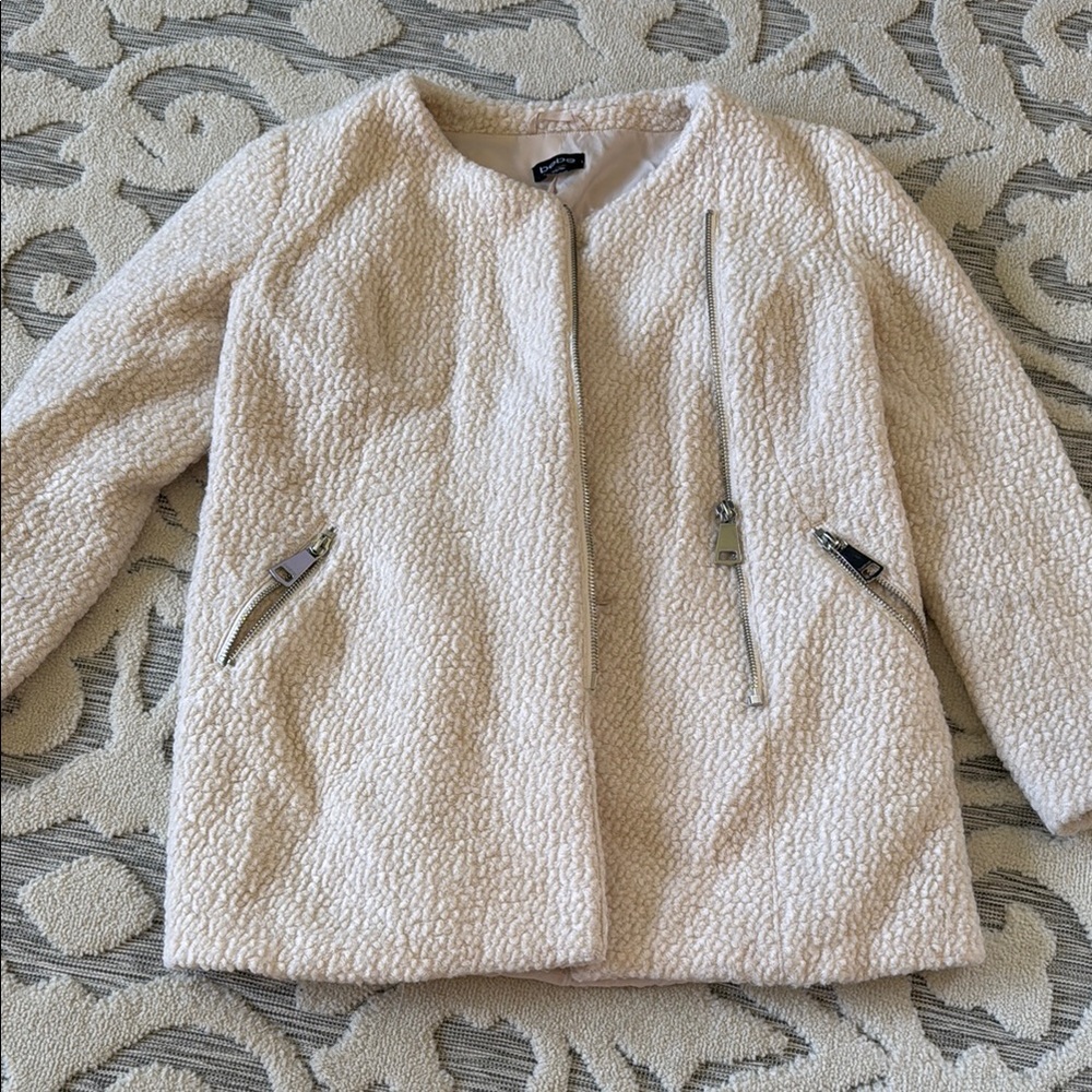 BEBE Cream Textured Zip-Up Jacket